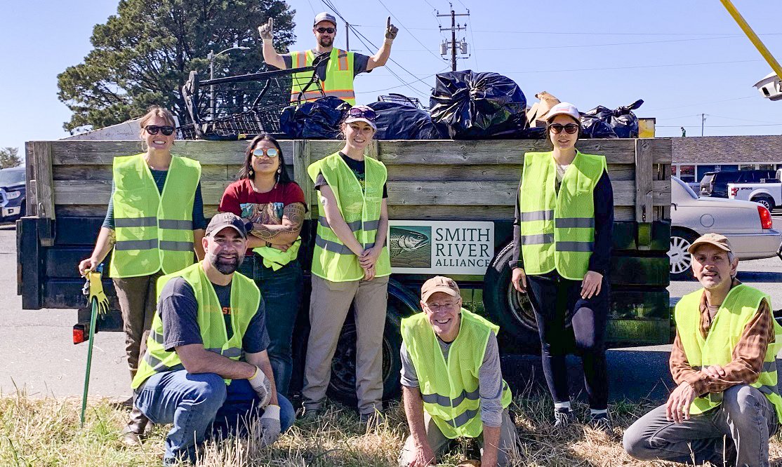 Fans and supporters in Gold Beach Oregon welcome and appreciate Senator Wyden and Congresswoman Hoyle on July 29 for their work to protect the rivers of America’s Wild Rivers Coast.